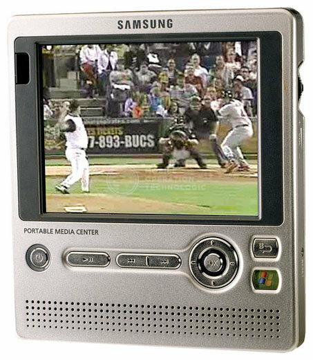 Телевизор samsung плеер. Samsung s Pebble 4gb (YP-w1a). Samsung Portable Media Center. Samsung 999. Samsung 2000 ых самсунг с плеером.
